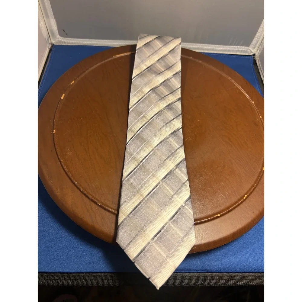 Pierre Cardin Gray Silver Men's 100% Silk Tie Striped Necktie‎